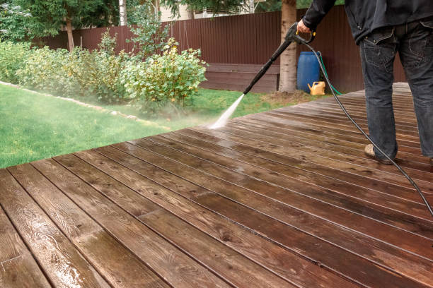 Best Patio and Deck Pressure Washing  in Hoisington, KS